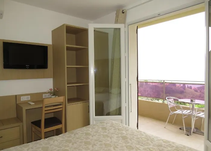 Hotel Mare E Monti 3*